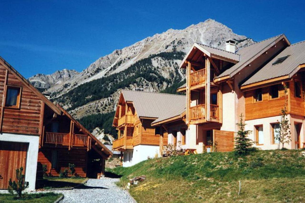 Le Barlet23 Pers Hameau Des Chazals Nevache Hautes Alpes エクステリア 写真
